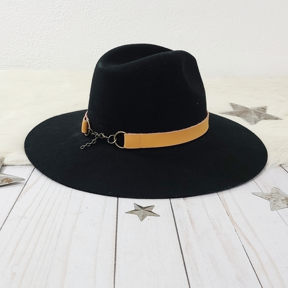 Gigi Pip Scottie Wide Brim Black Wool Fedora Hat with Leather Band - Picture 4 of 8